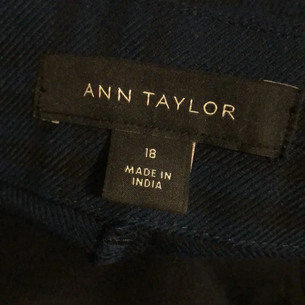 Ann Taylor Pants Women's 18 Green Black Plaid Wide Leg Ankle Crop Check Trousers